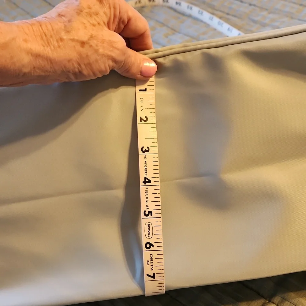 Stylish Sage Green Duffel Bag - Picture 11 of 11